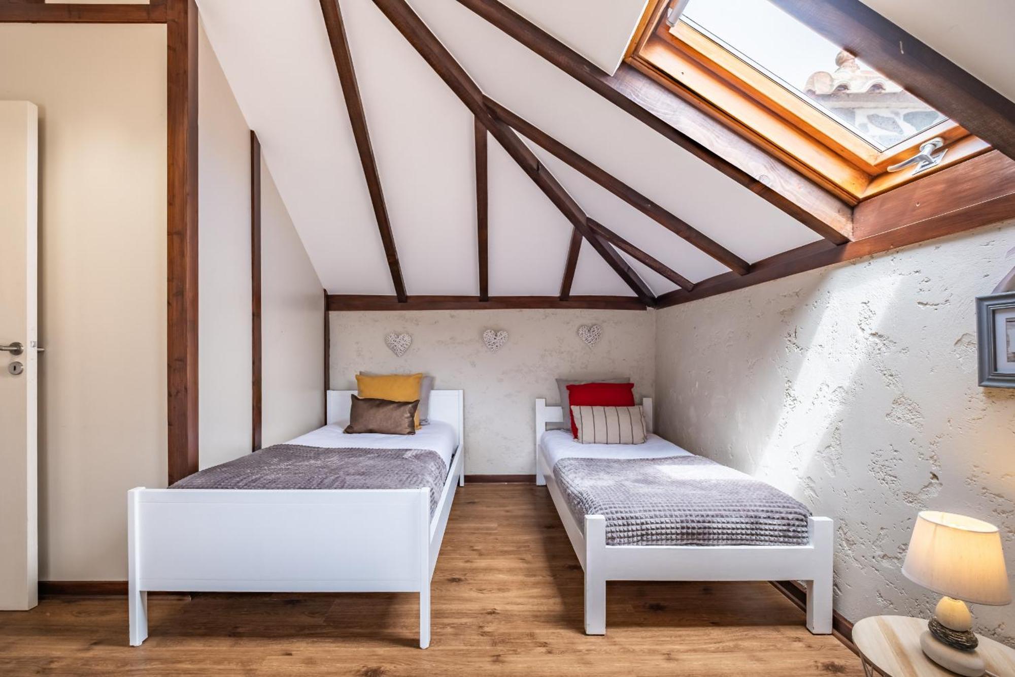 Sao Jorge Cottage - By Wehost Santana  Exteriér fotografie